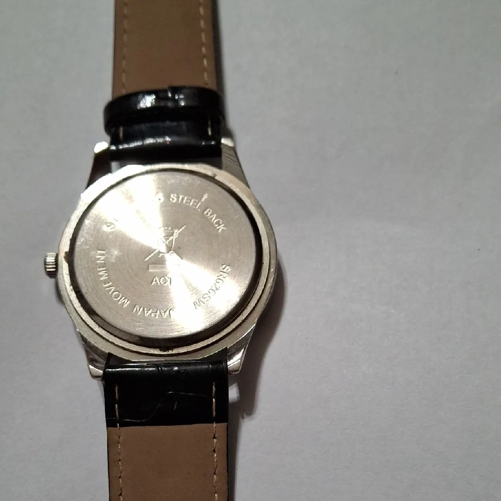 Classic Black Leather Strap Watch with Pittsburg Steelers